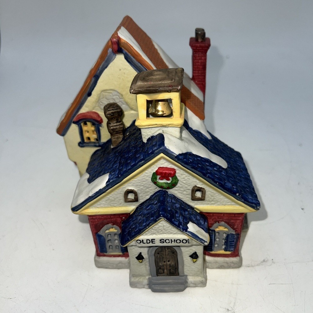 Vintage Lemax Dickensvale Collectibles 1993 "Olde School" 35091